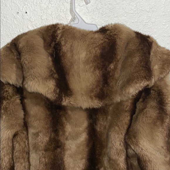 Faux fur coat - Picture 7 of 7